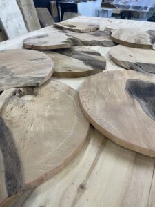 レジン時計20個制作中〜